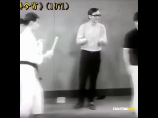 bruce lee legendary performance ktutylfhyjt dscnegktybt , kb