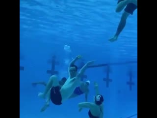 underwater training gjldjlyst nhtybhjdrb