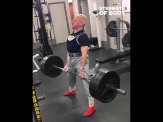 grandpa at 90 doing deadlift 184 kg ltleirf d 90 ktn ltkftn cnfyjde. nzue 184 ru ltleirf d 90 ktn ltkftn cnfyjde. n